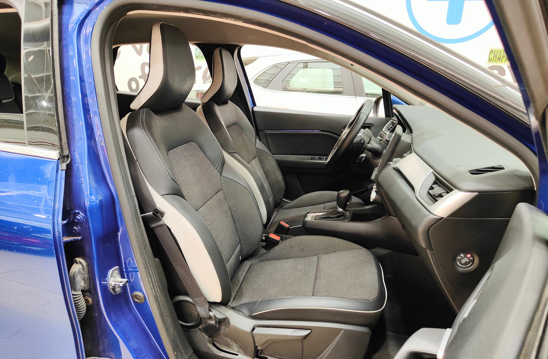 Renault Captur Zen TCe Micro Híbrido EDC GPF - foto 18