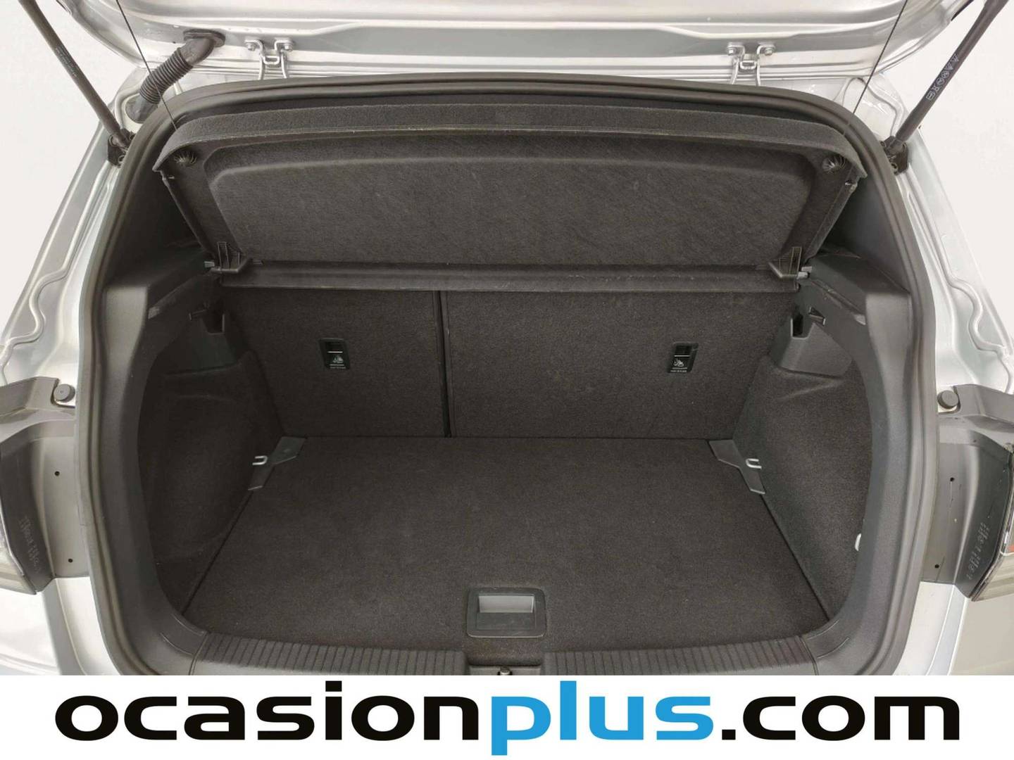 Fotos maletero Volkswagen T-Cross Volkswagen T-Cross R-Line 1.0 TSI (115 CV) DSG