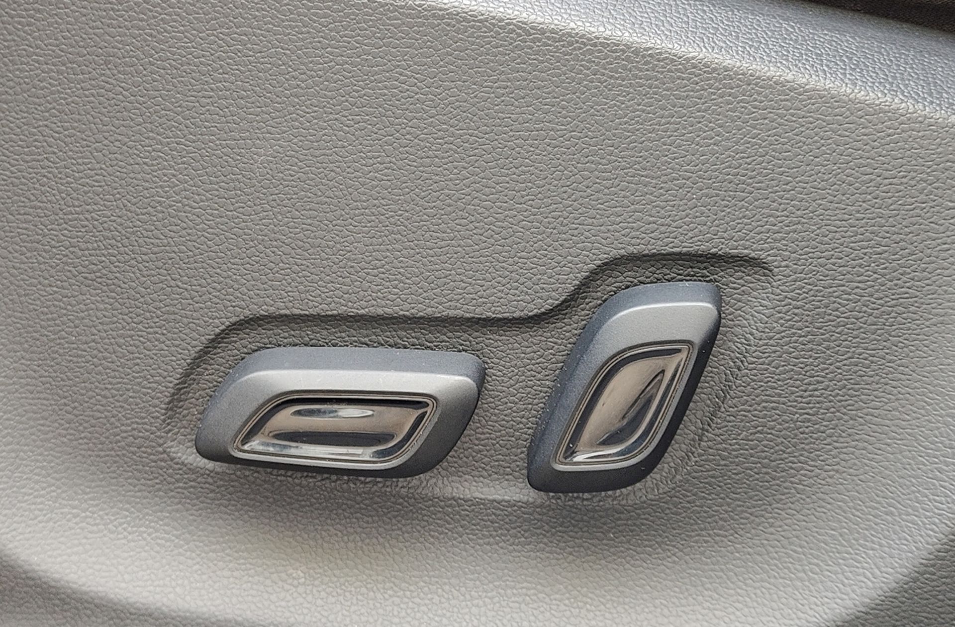 MG ZS 1.5 Luxury - foto 14