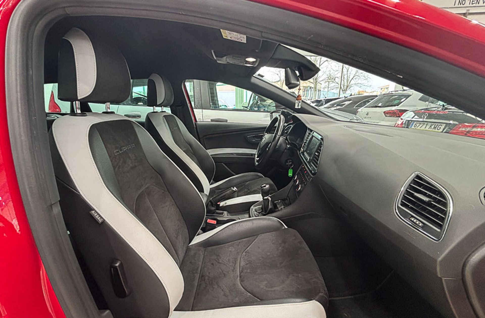 SEAT León 2.0 TSI Cupra DSG - foto 21
