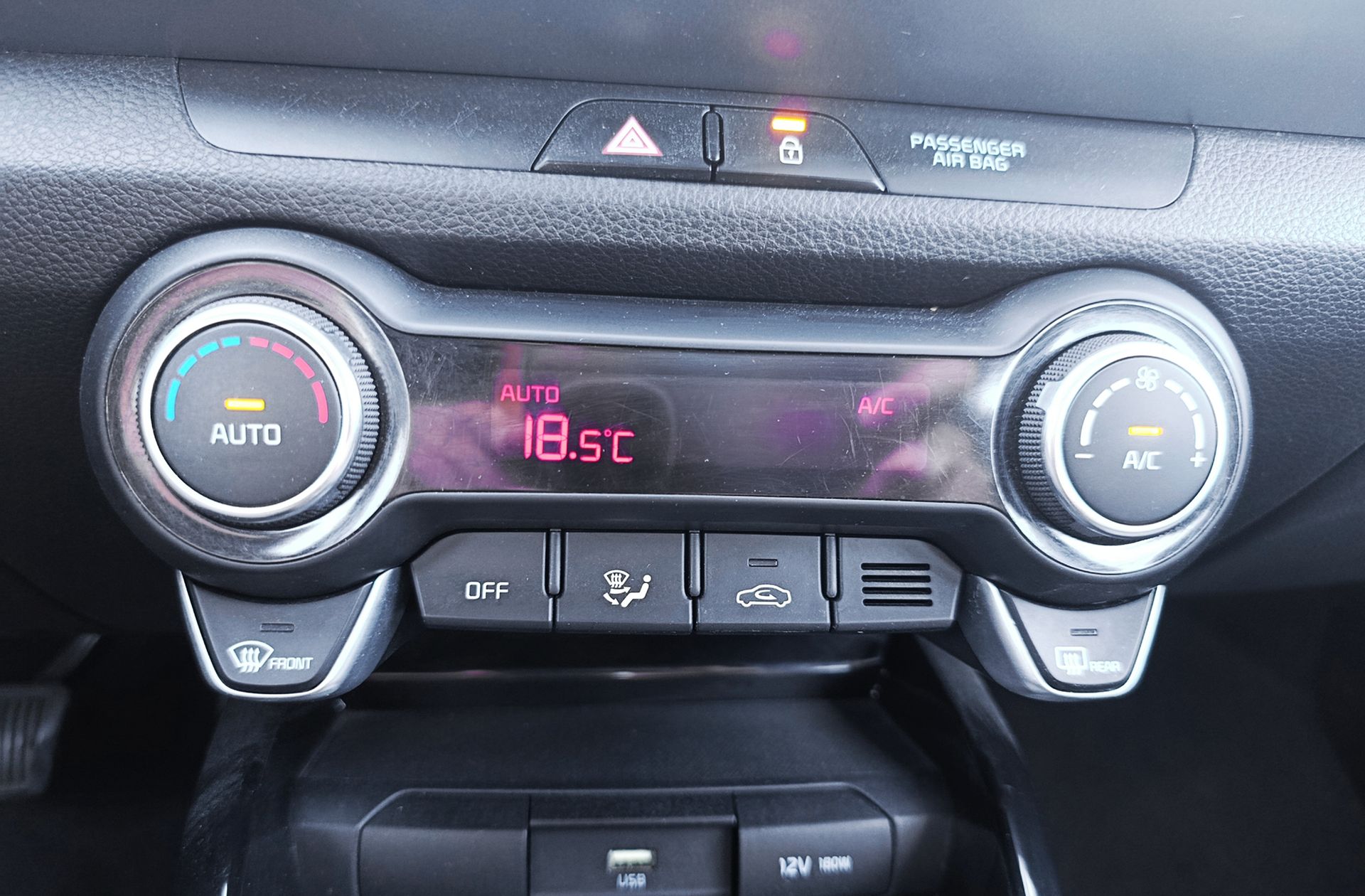 Kia Stonic 1.0 T-GDi Drive DCT - foto 28