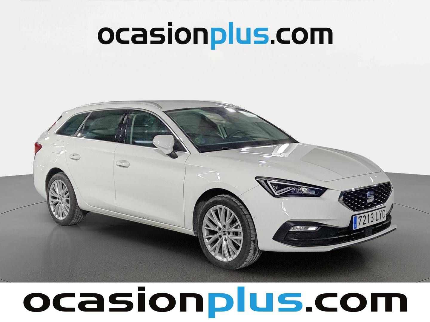 Foto delantera Seat León Seat León ST 1.5 eTSI S&S Xcellence Go L DSG (150 CV) derecha