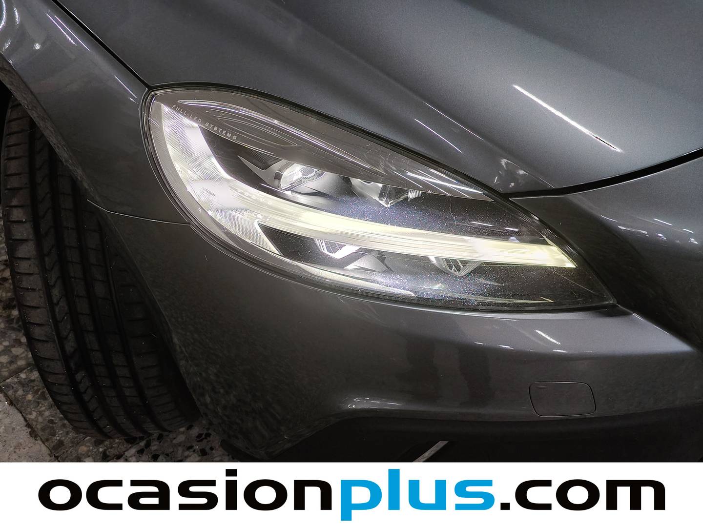 Extras y acabados del Volvo V40 Cross Country Volvo V40 Cross Country V40 Cross Country D2 Plus (120 CV)