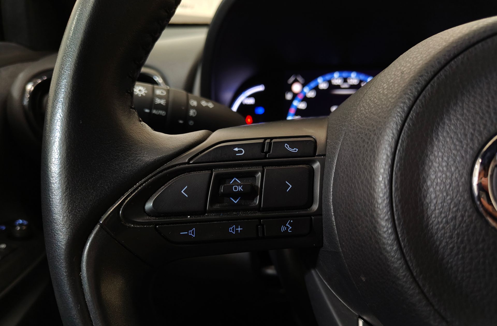 Toyota Yaris Cross 120H Active Tech - foto 24