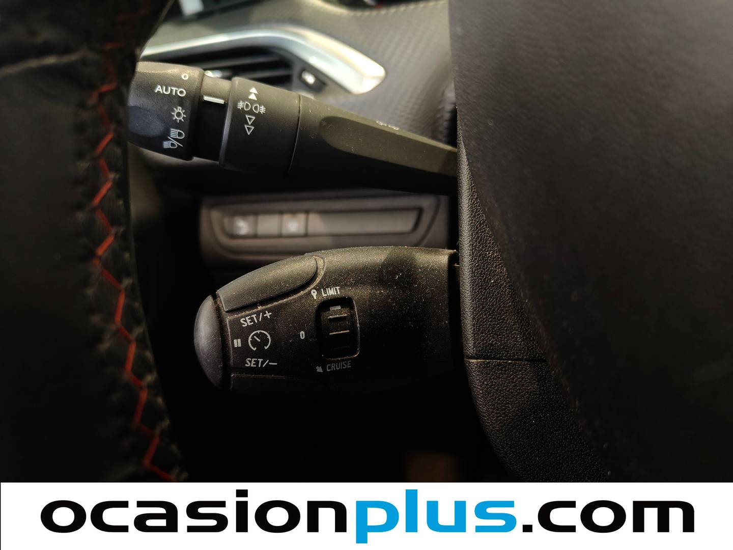 Acabados Peugeot 2008 Peugeot 2008 PureTech 110 Allure EAT6 (110 CV)