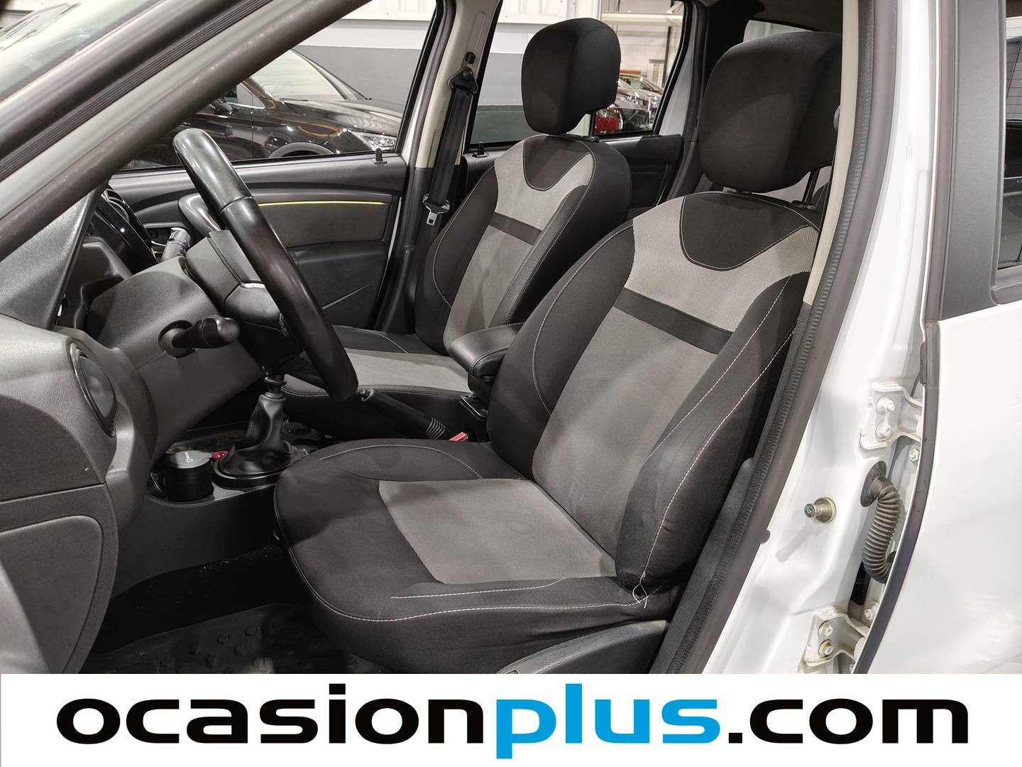 Foto asientos delanteros Dacia Duster Dacia Duster SL Blackshadow dCi (109 CV) 4x4