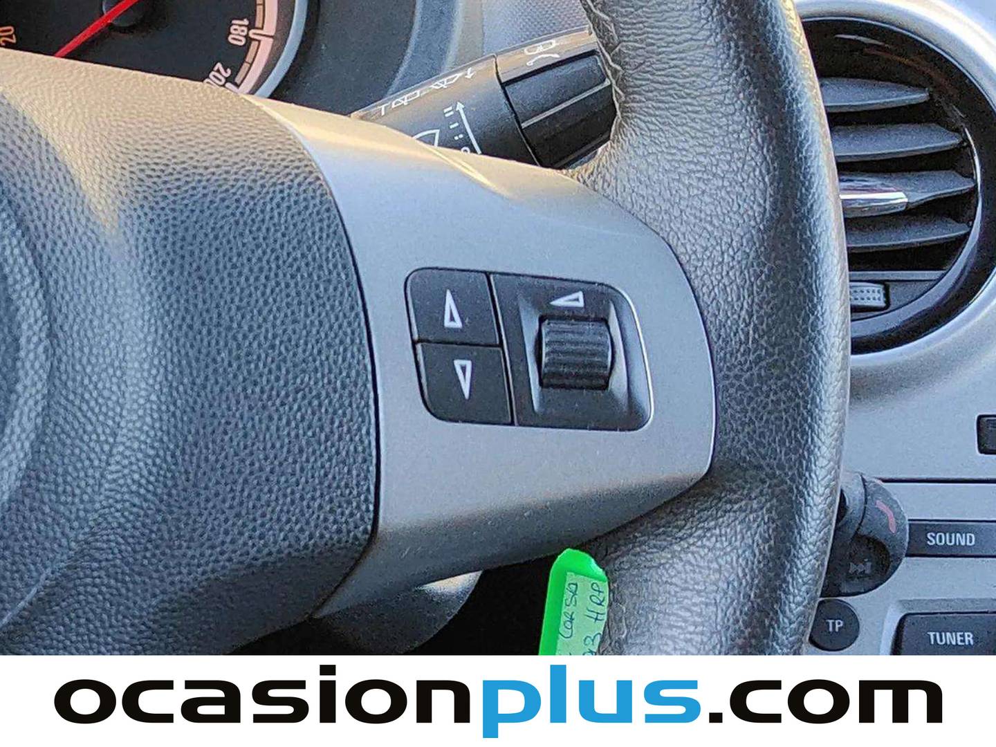 Equipamiento del Opel Corsa Opel Corsa 1.2 Selective Easytronic (85 CV)
