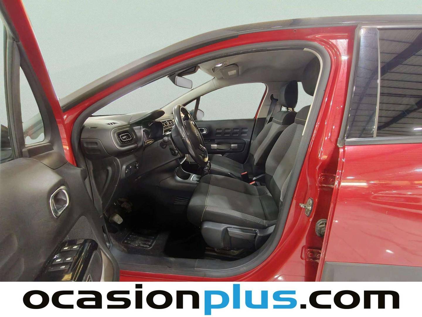 Foto asientos delanteros Citroën C3 Citroën C3 PureTech 82 Shine (82 CV)