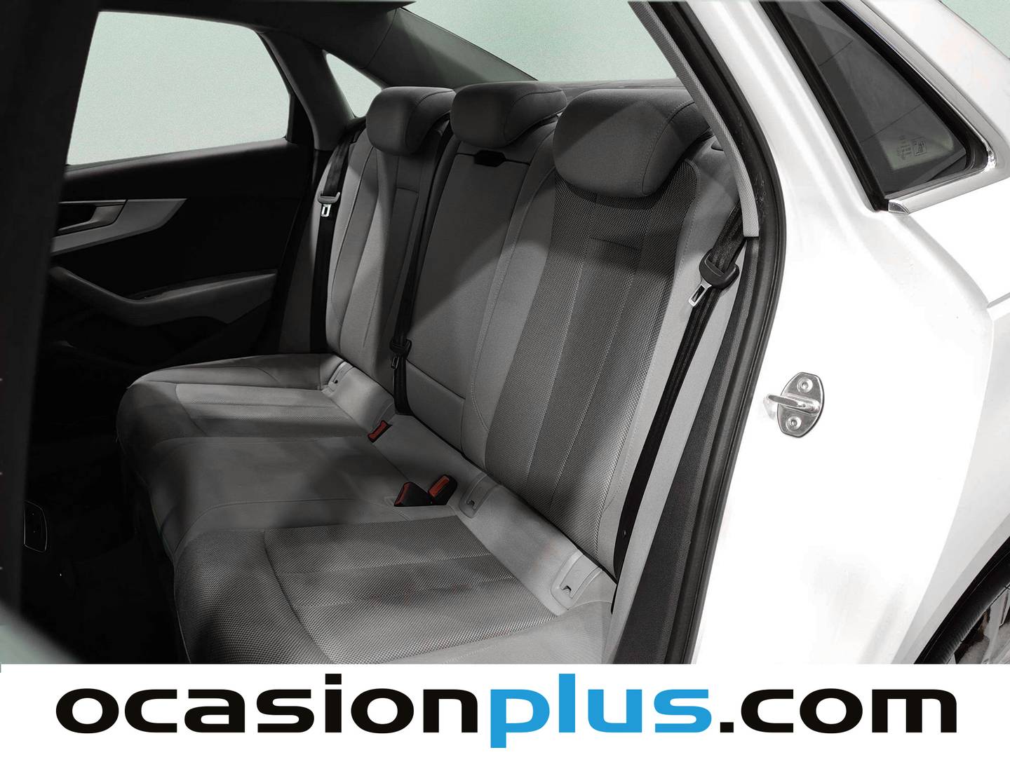 Foto asientos traseros Audi A4 Audi A4 Advanced edition 2.0 TDI (150 CV) S tronic