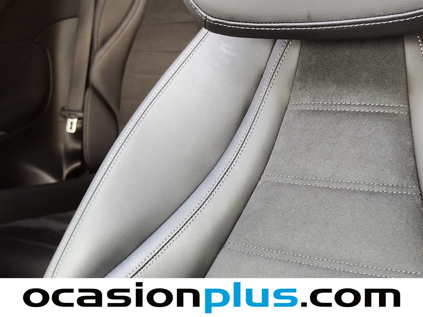 Foto Mercedes CLE Mercedes-Benz CLE 220 d Coupe (197 CV)