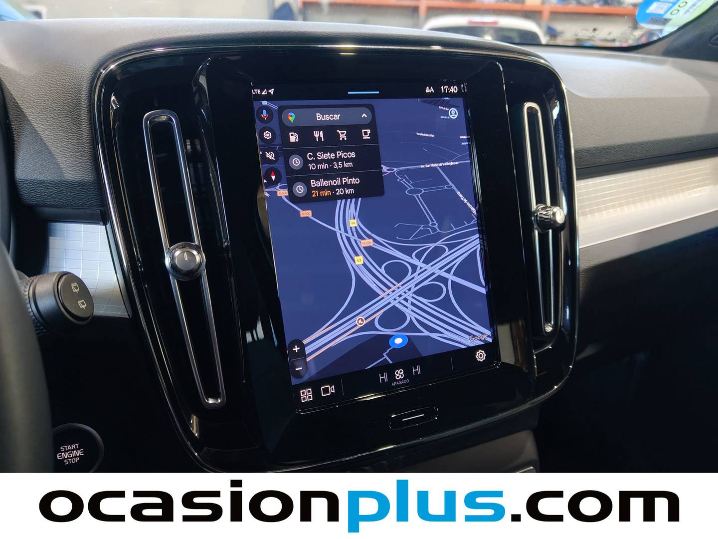 Extras y acabados del Volvo XC40 Volvo XC40 B3 G Core Auto (163 CV)