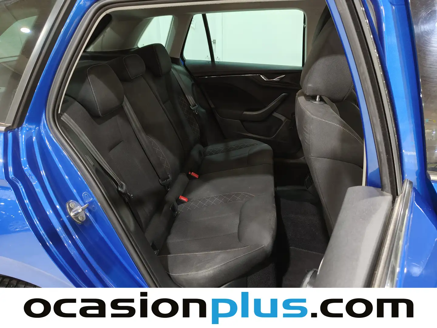 Foto Skoda Kamiq Skoda Kamiq 1.0 TSI Emotion (110 CV)