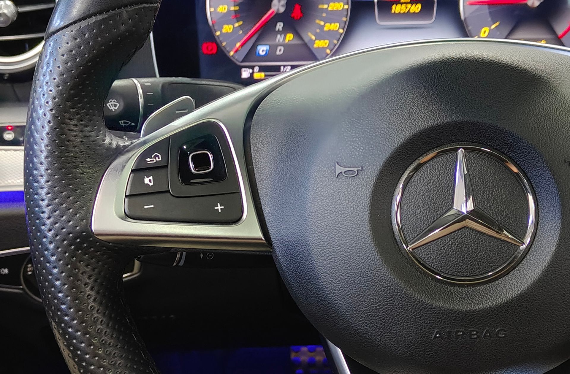 Mercedes-Benz Clase E E 220 d - foto 33
