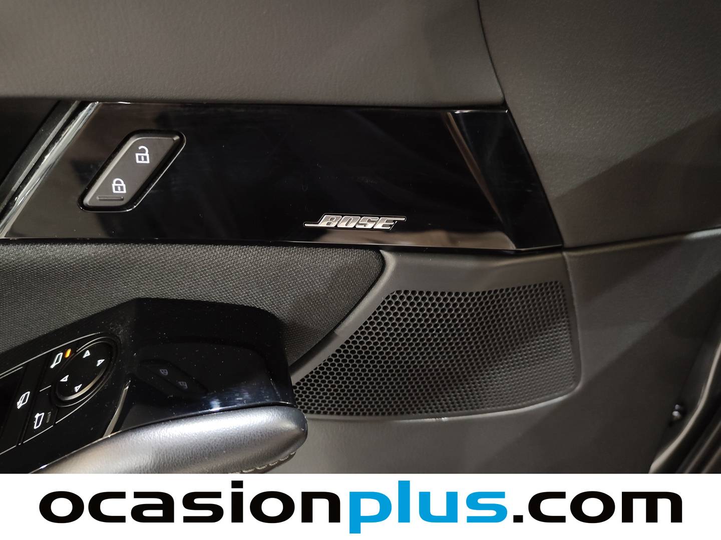 Foto Mazda CX-30 Mazda CX-30 2.0 e-Skyactiv-X Zenith AT (186 CV)