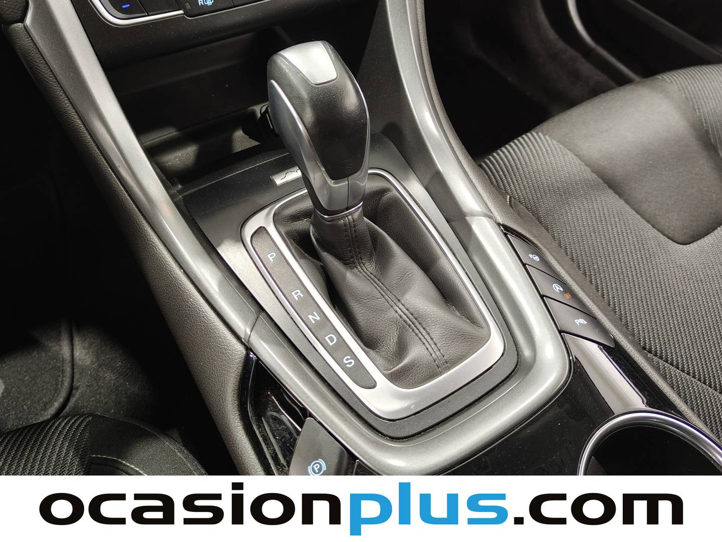 Ford Mondeo Ford Mondeo 2.0 EcoBoost Titanium PowerShift (240 CV) de segunda mano