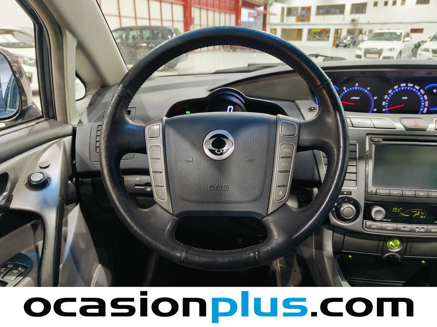 SsangYong Rodius SsangYong Rodius 270 Xdi Limited (155 CV) 7 PLAZAS 2016