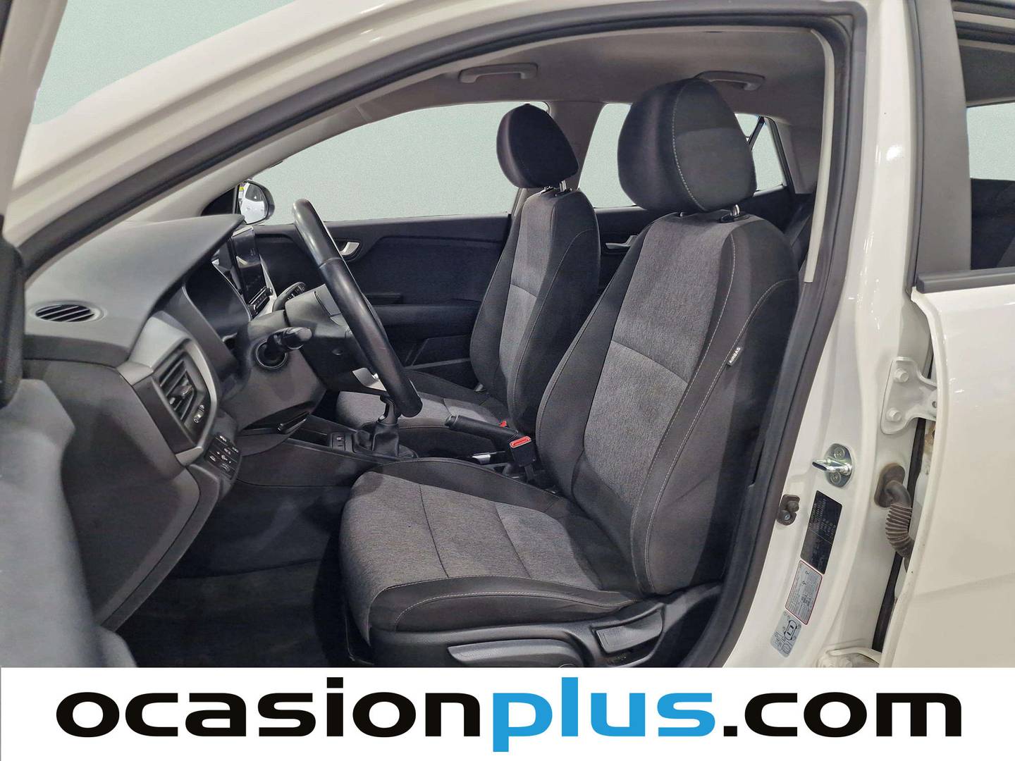 Foto KIA Stonic Kia Stonic 1.0 T-GDi MHEV Concept (100 CV)