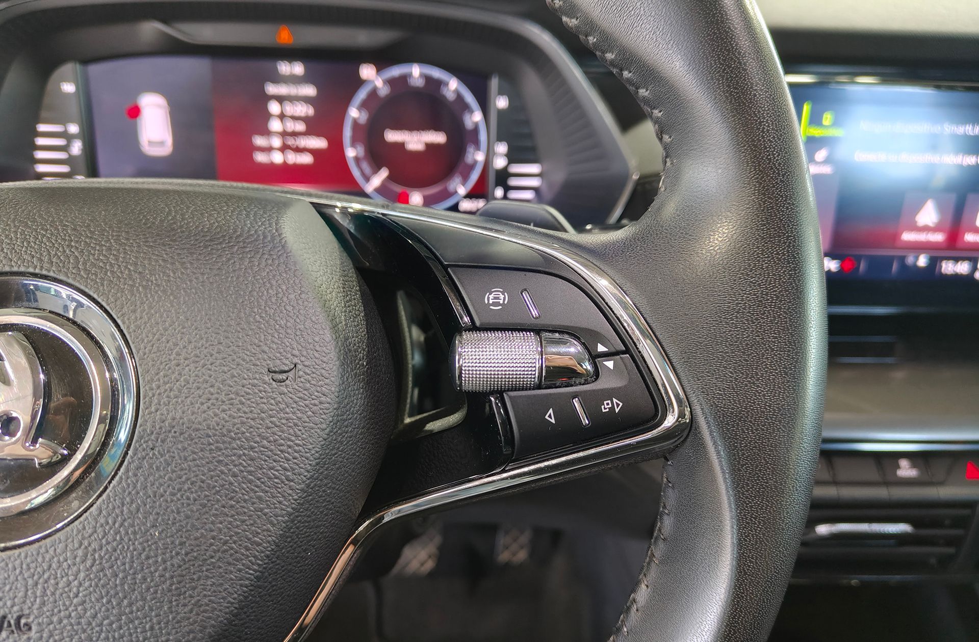 Škoda Octavia Combi Combi 2.0 TDI Ambition DSG 110 - foto 26
