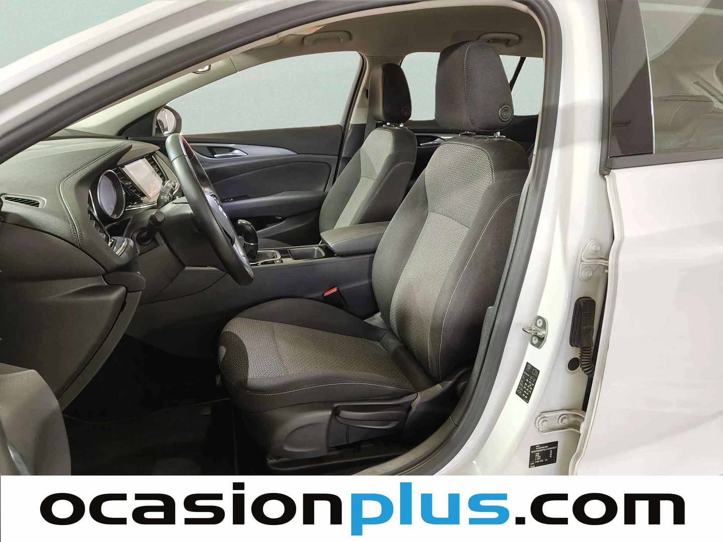 Foto asientos delanteros Opel Insignia Opel Insignia 1.6 CDTI S&S Turbo D Selective (136 CV)