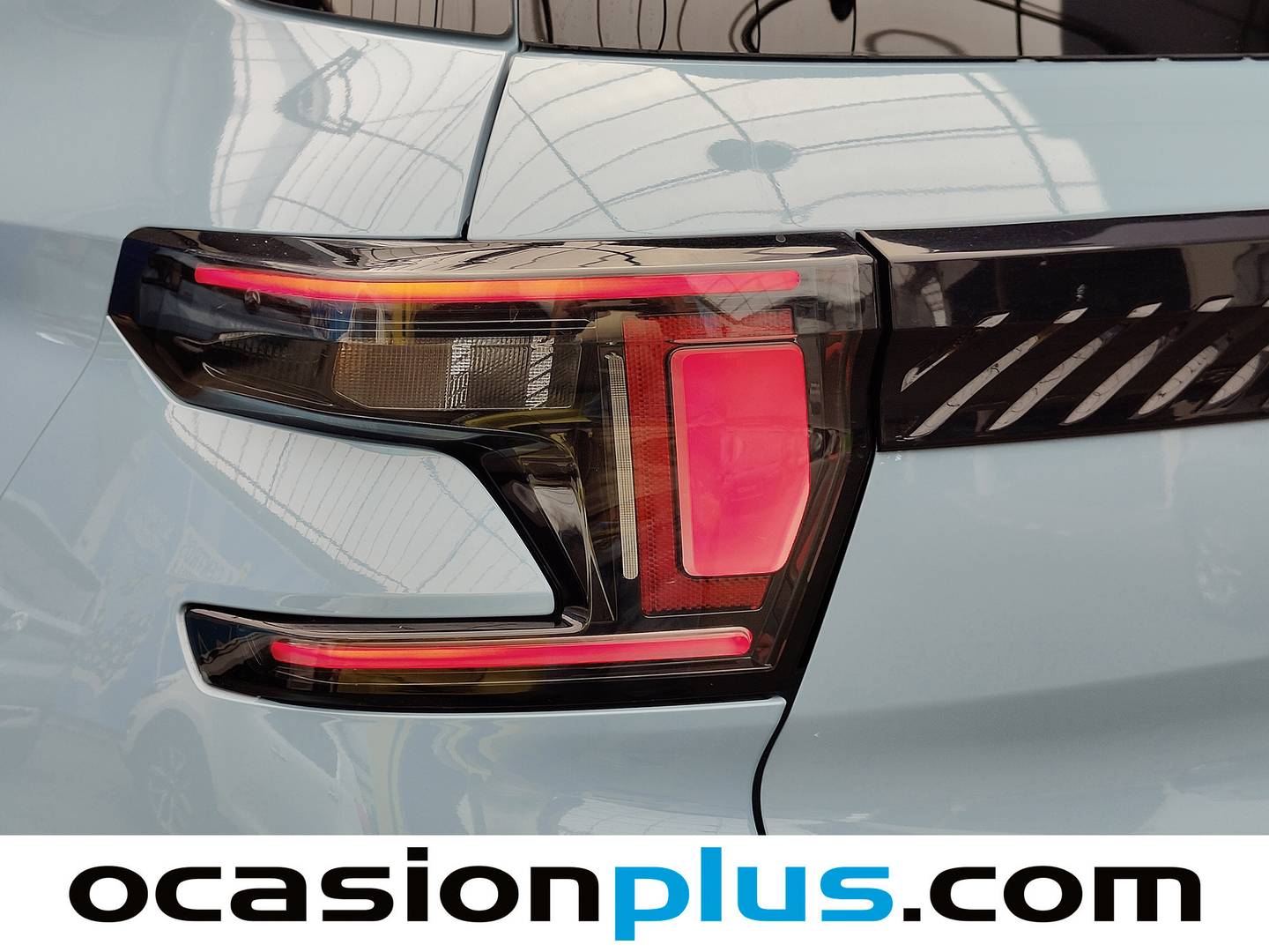 Accesorios del Citroën C3 Aircross Citroën C3 Aircross Hybrid 145 Plus e-DCS6 (145 CV)