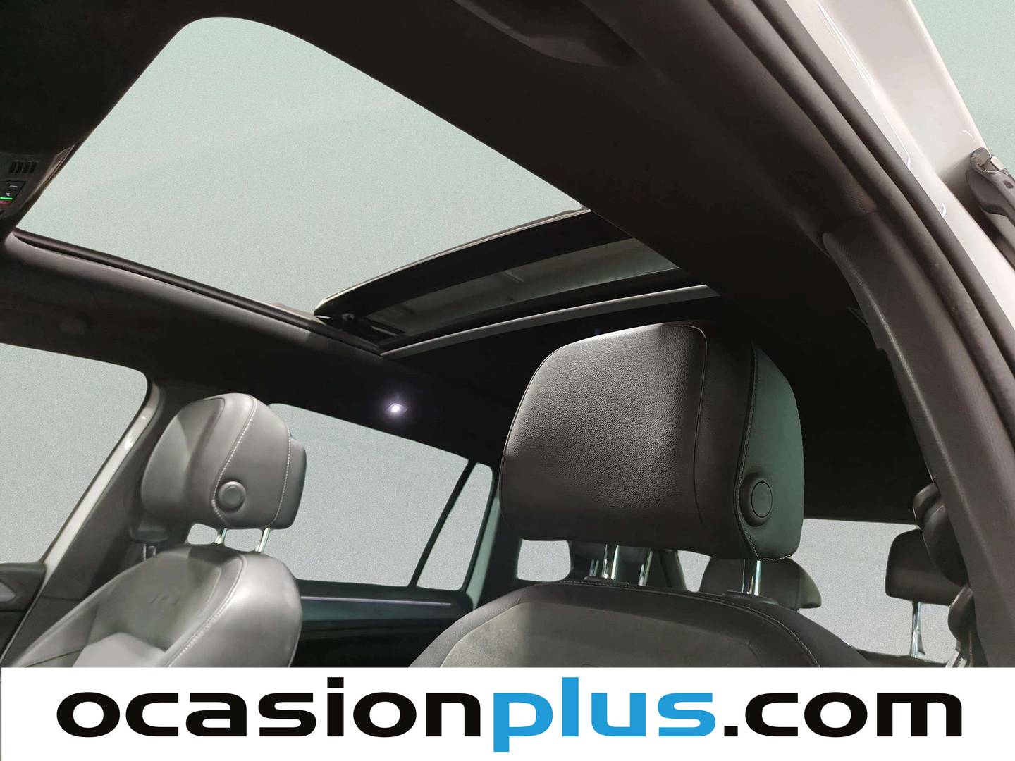 Equipamiento del Volkswagen Tiguan Volkswagen Tiguan Sport 2.0 TDI (150 CV) DSG Pack R-line