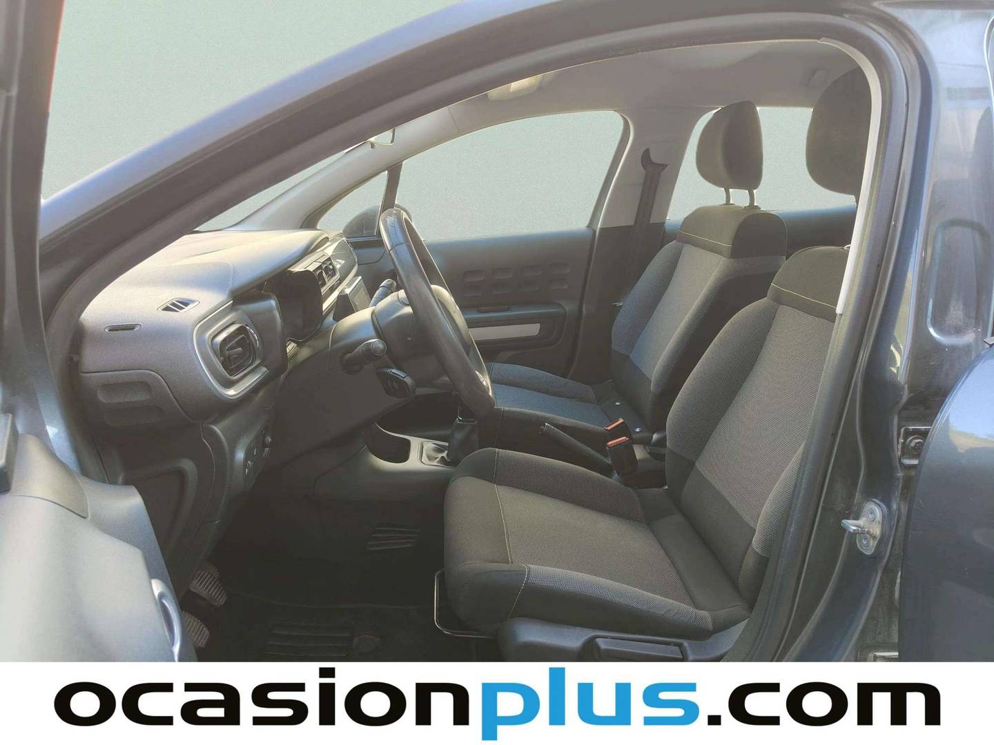 Foto asientos delanteros Citroën C3 Citroën C3 BlueHDi 75 S&S Feel (75 CV)