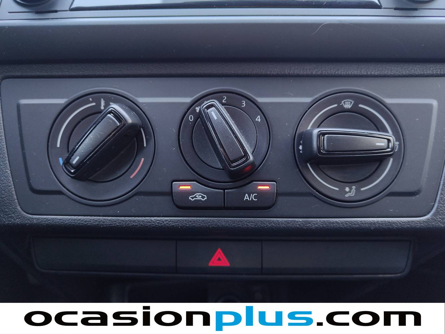 Equipamiento del Seat Ibiza Seat Ibiza 1.0 Reference (75 CV)