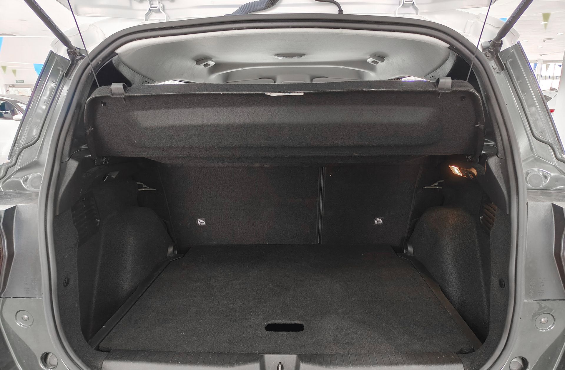 Citroën C3 Aircross Hybrid 136 Plus e-DCS6 - foto 15