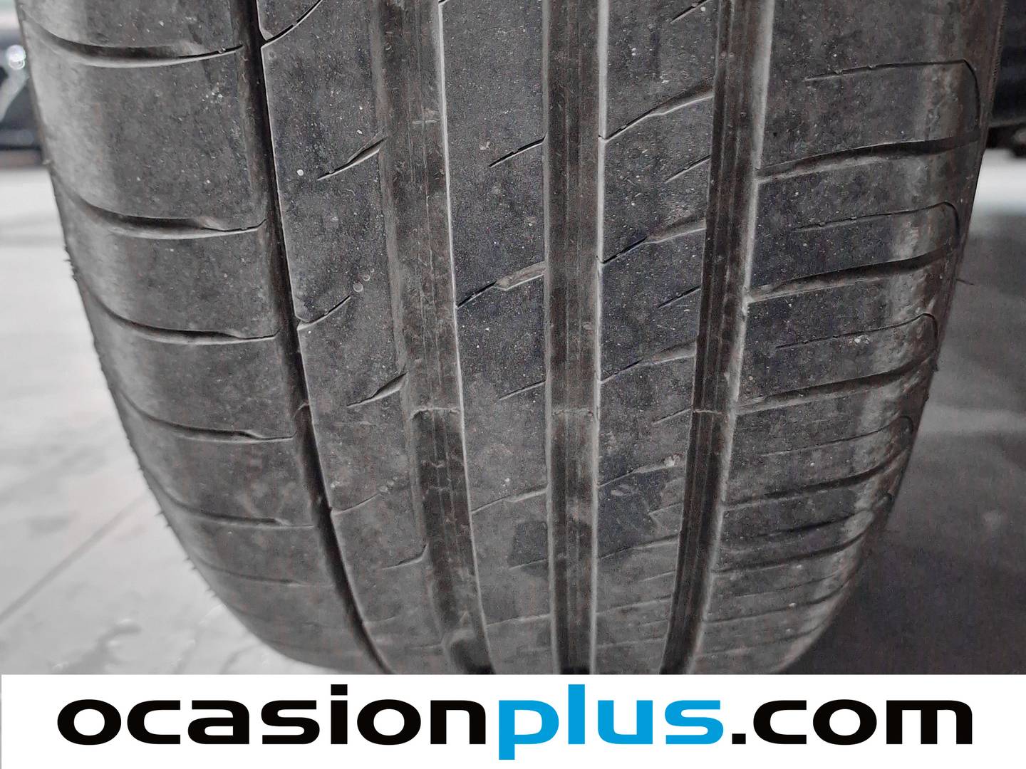 Foto Jeep Compass Jeep Compass 1.3 Gse Night Eagle FWD MT (130 CV)