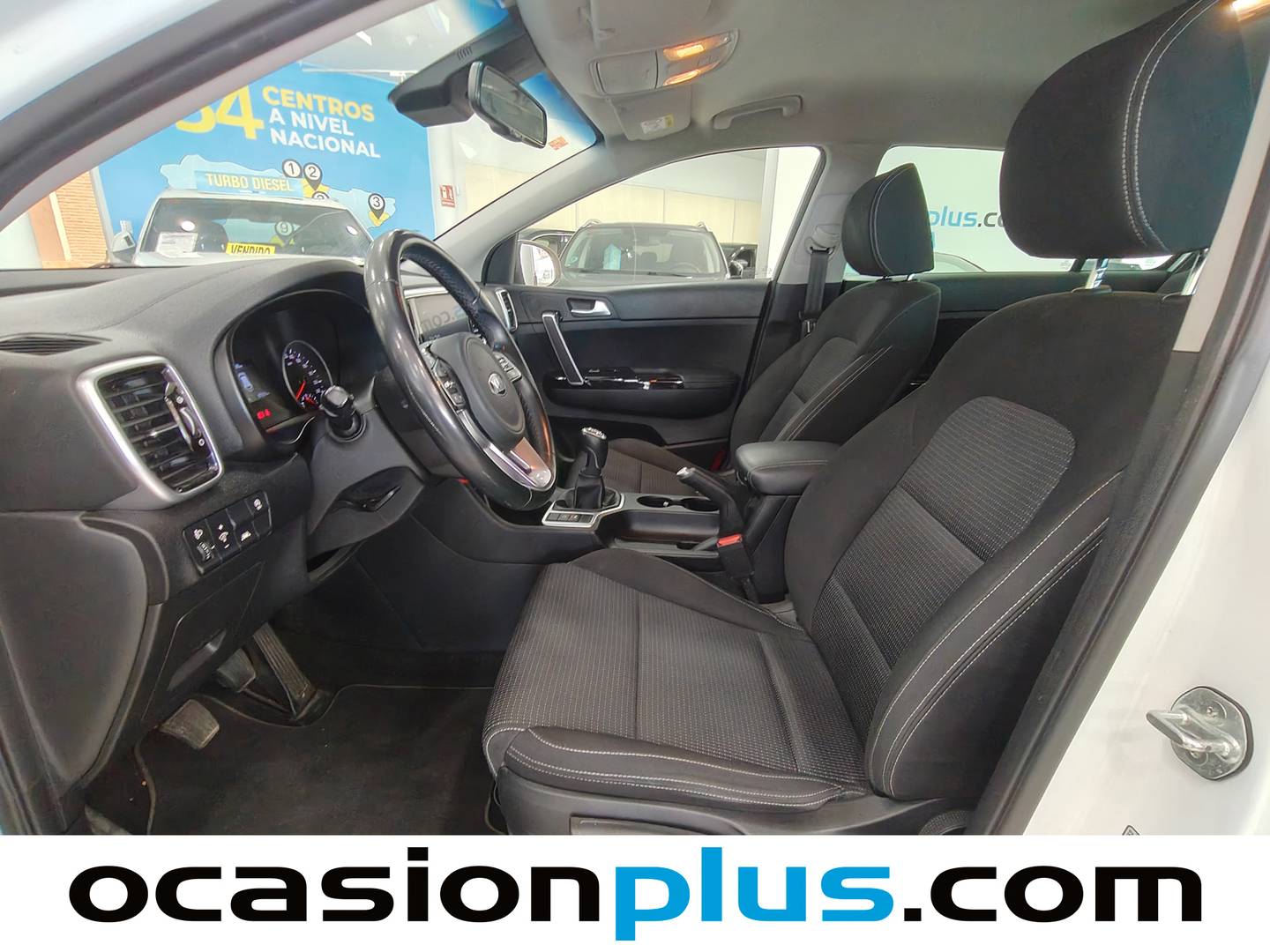 Foto asientos delanteros KIA Sportage KIA Sportage 1.6 MHEV Black Edition (136 CV)
