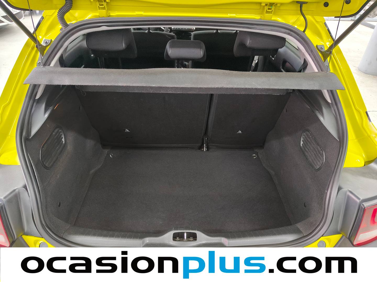 Fotos maletero Citroën C4 Cactus Citroën C4 Cactus PureTech 82 Feel Edition (82 CV)