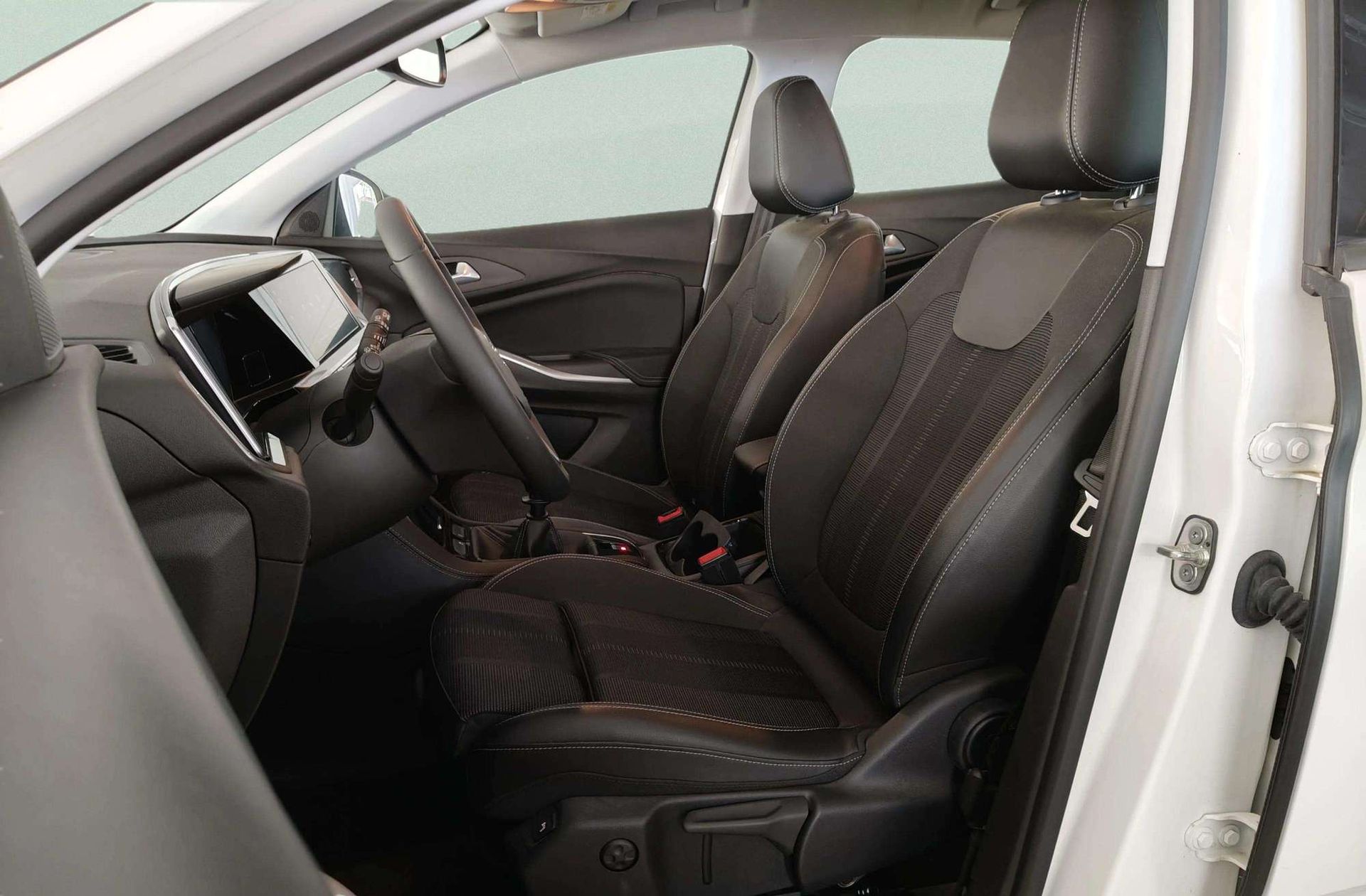 Opel Grandland 1.2 Turbo XHT GS - foto 15
