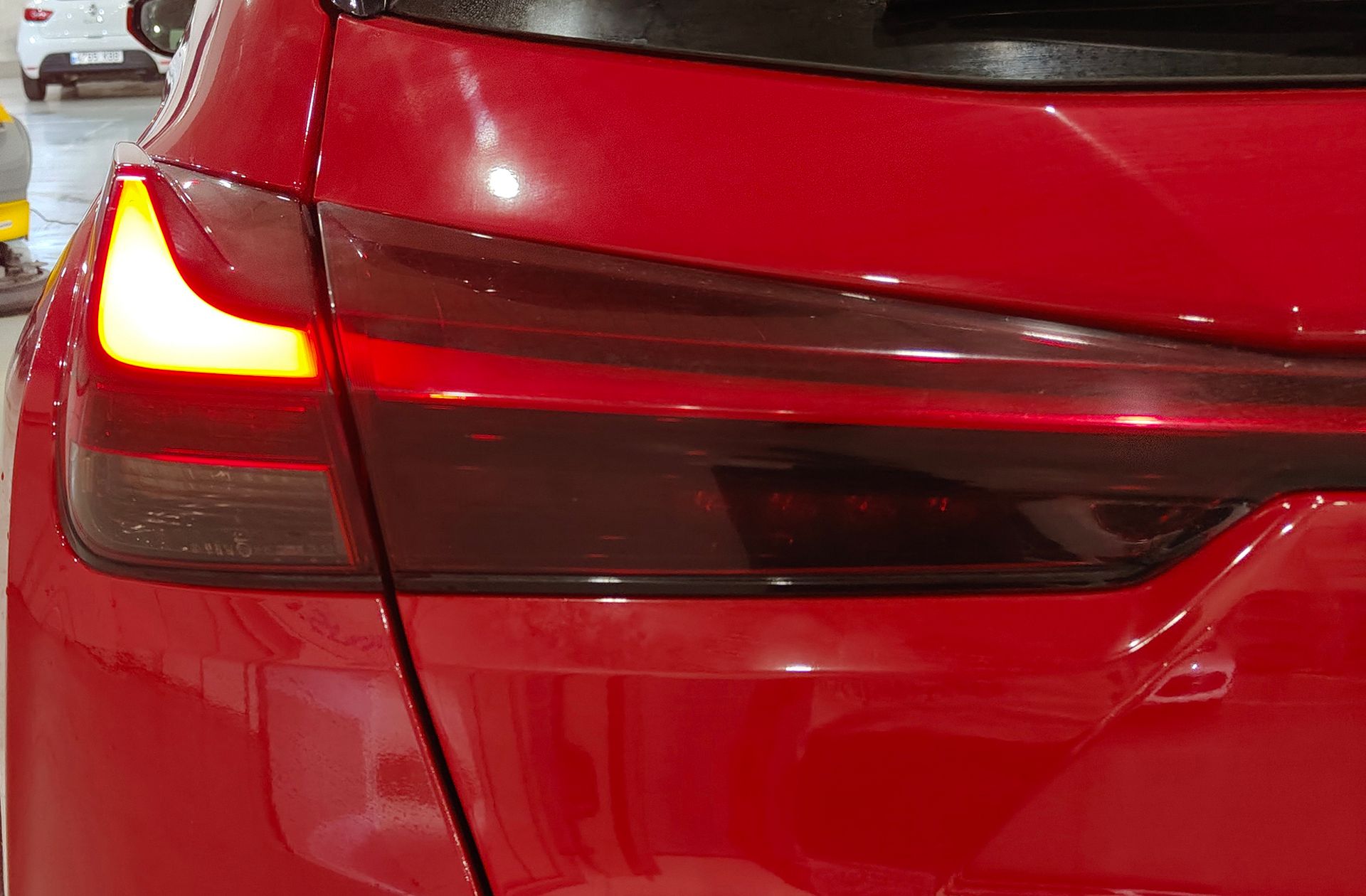 Lexus UX 250h Business 2WD - foto 15