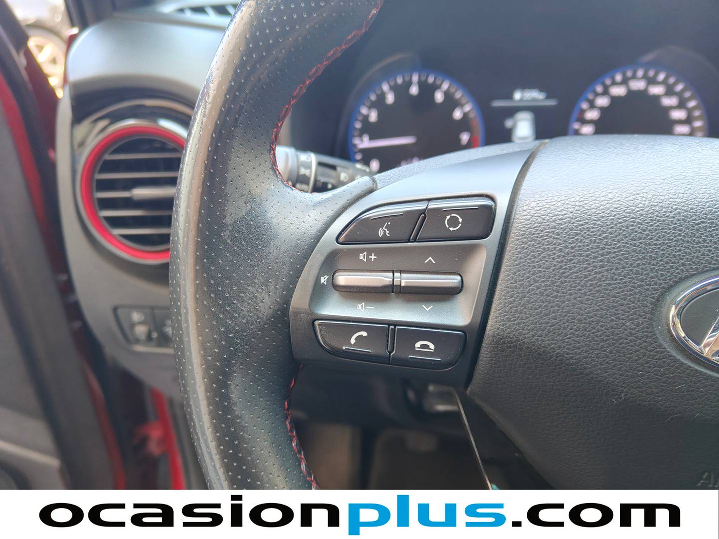 Hyundai Kona Hyundai Kona 1.0 TGDI SLE 4x2 (120 CV) seminuevo