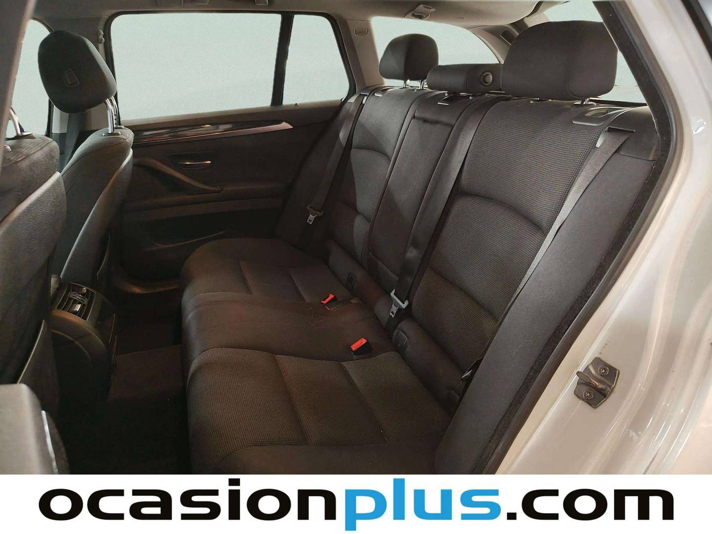 Foto asientos traseros BMW Serie 5 BMW Serie 5 520d Touring (184 CV)
