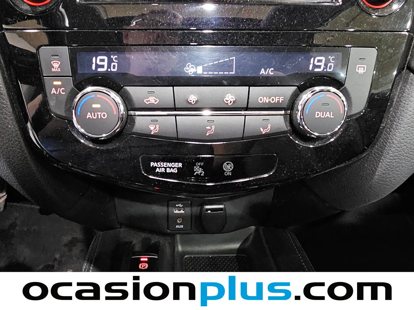 Paquetes del Nissan X-TRAIL Nissan X-Trail 1.6 dCi N-Connecta (130 CV)