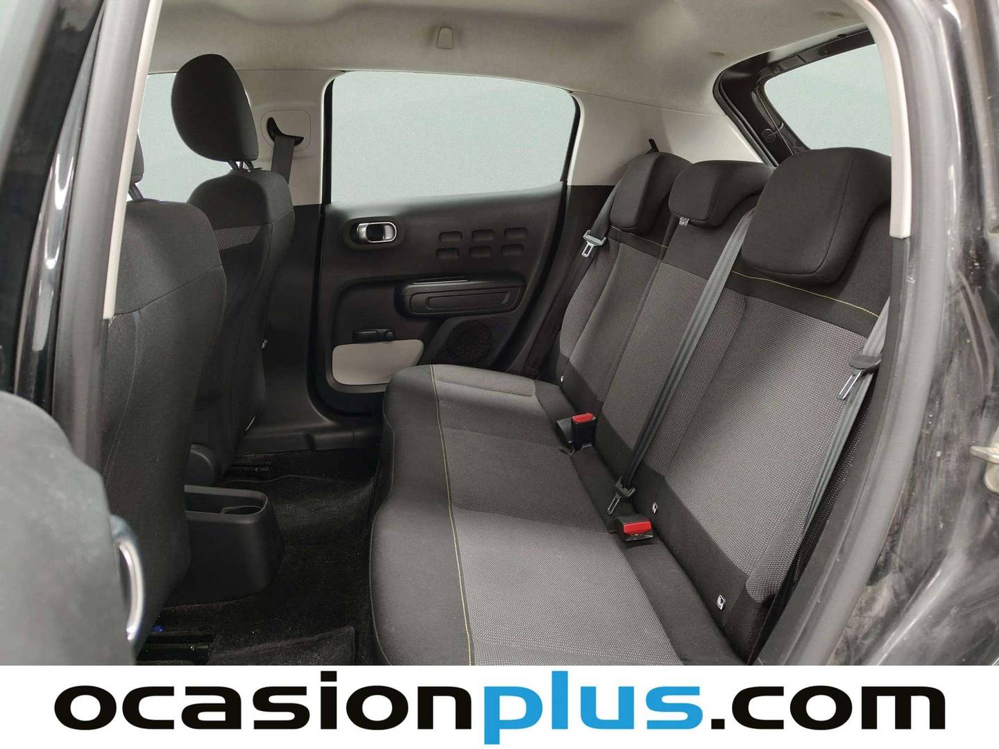 Foto asientos traseros Citroën C3 Citroën C3 BlueHDi 100 S&S Feel (99 CV)