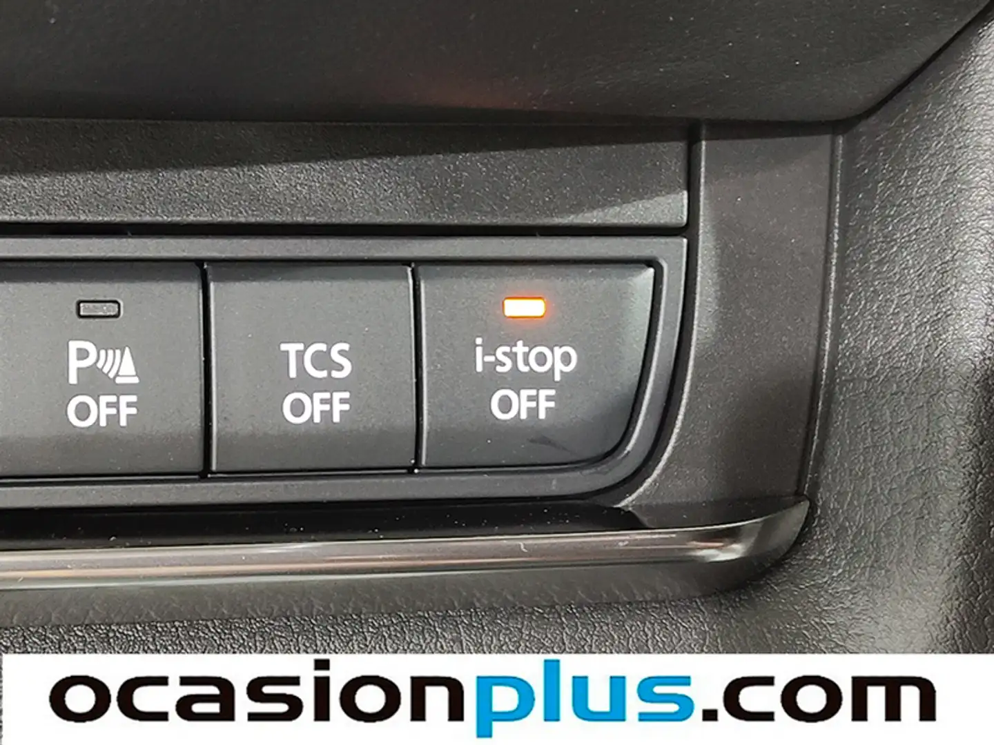 Foto Mazda CX-30 Mazda CX-30 e-SKYACTIV-X Homura 2WD AT (186 CV)