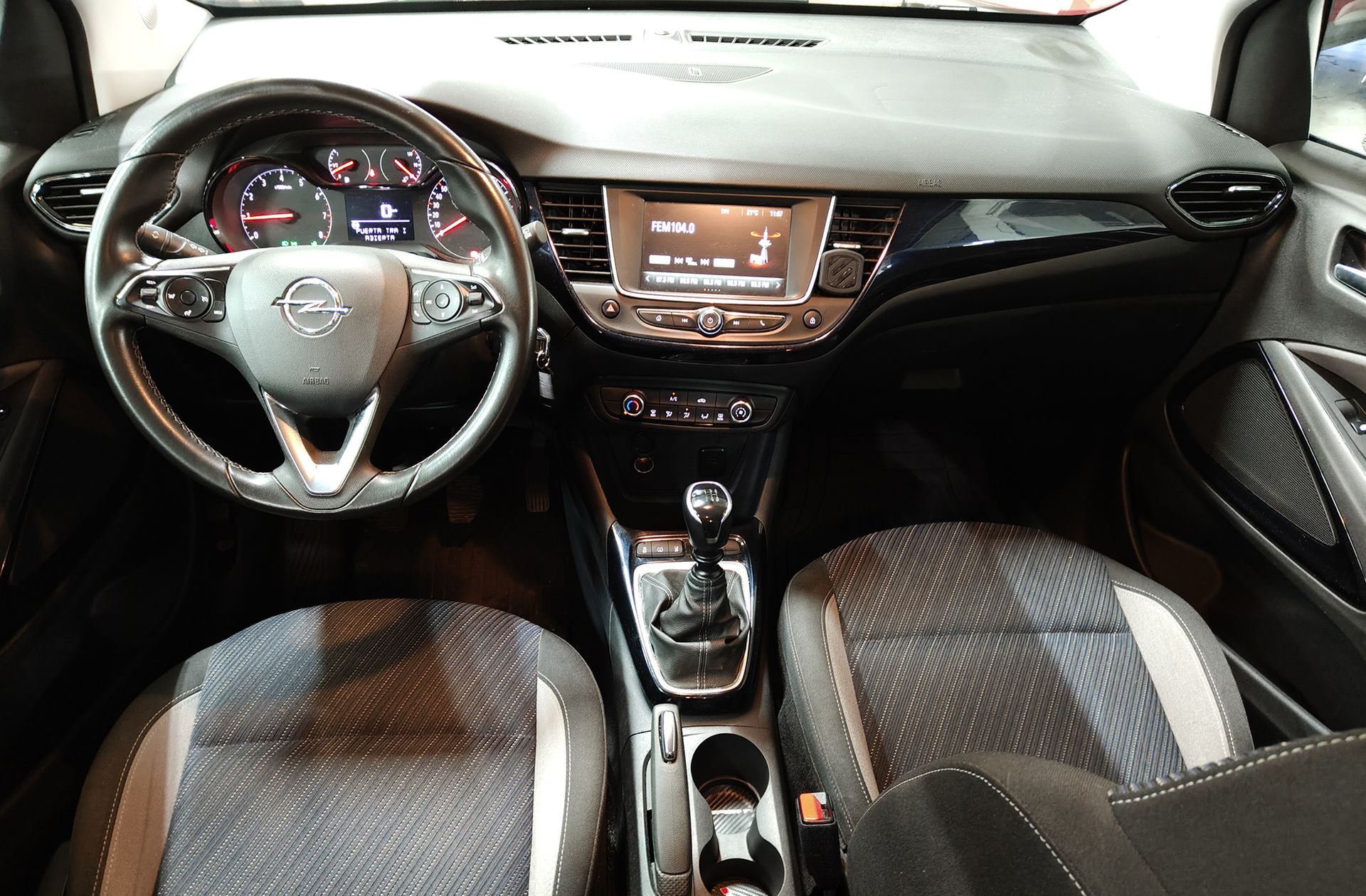 Opel Crossland 1.2 Design Line - foto 6