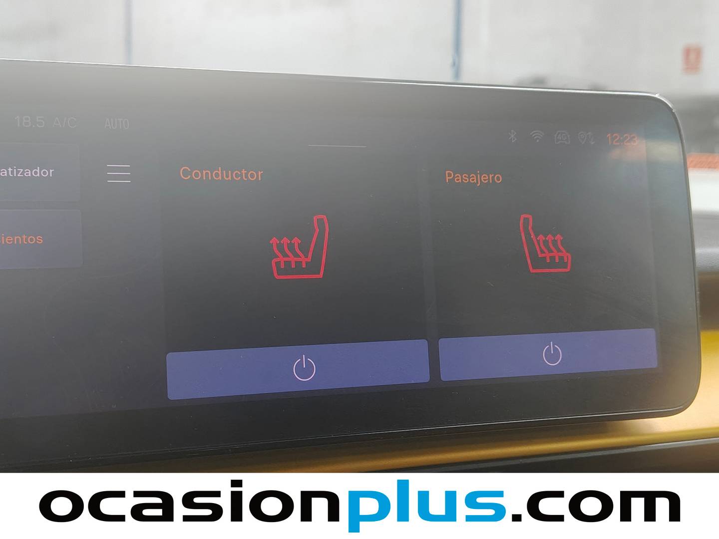 Foto Jeep Avenger Jeep Avenger 1.2 G Summit (100 CV)