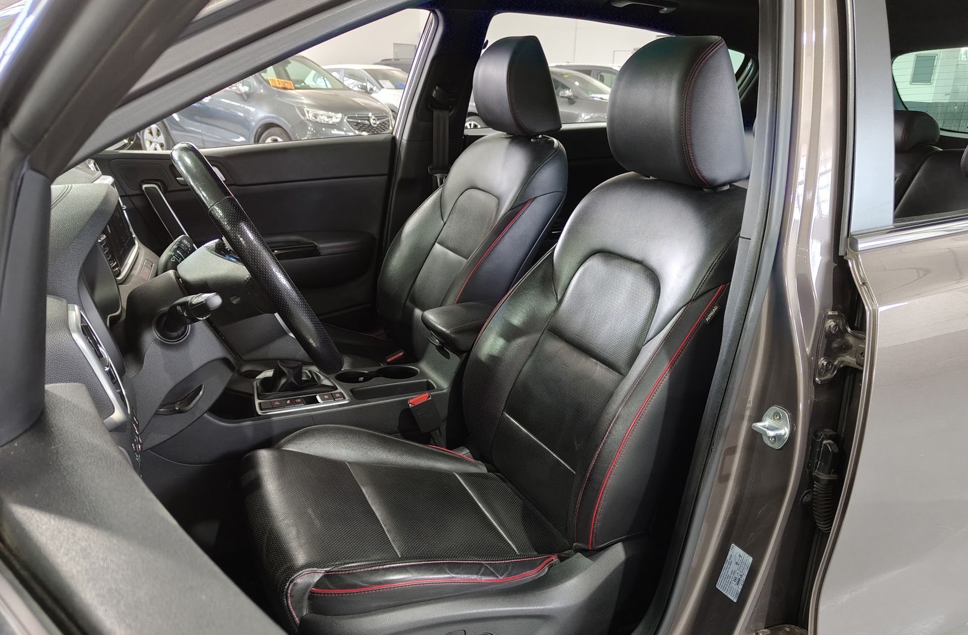 Kia Sportage 1.6 T-GDi GT Line Xtreme 4x2 - foto 15