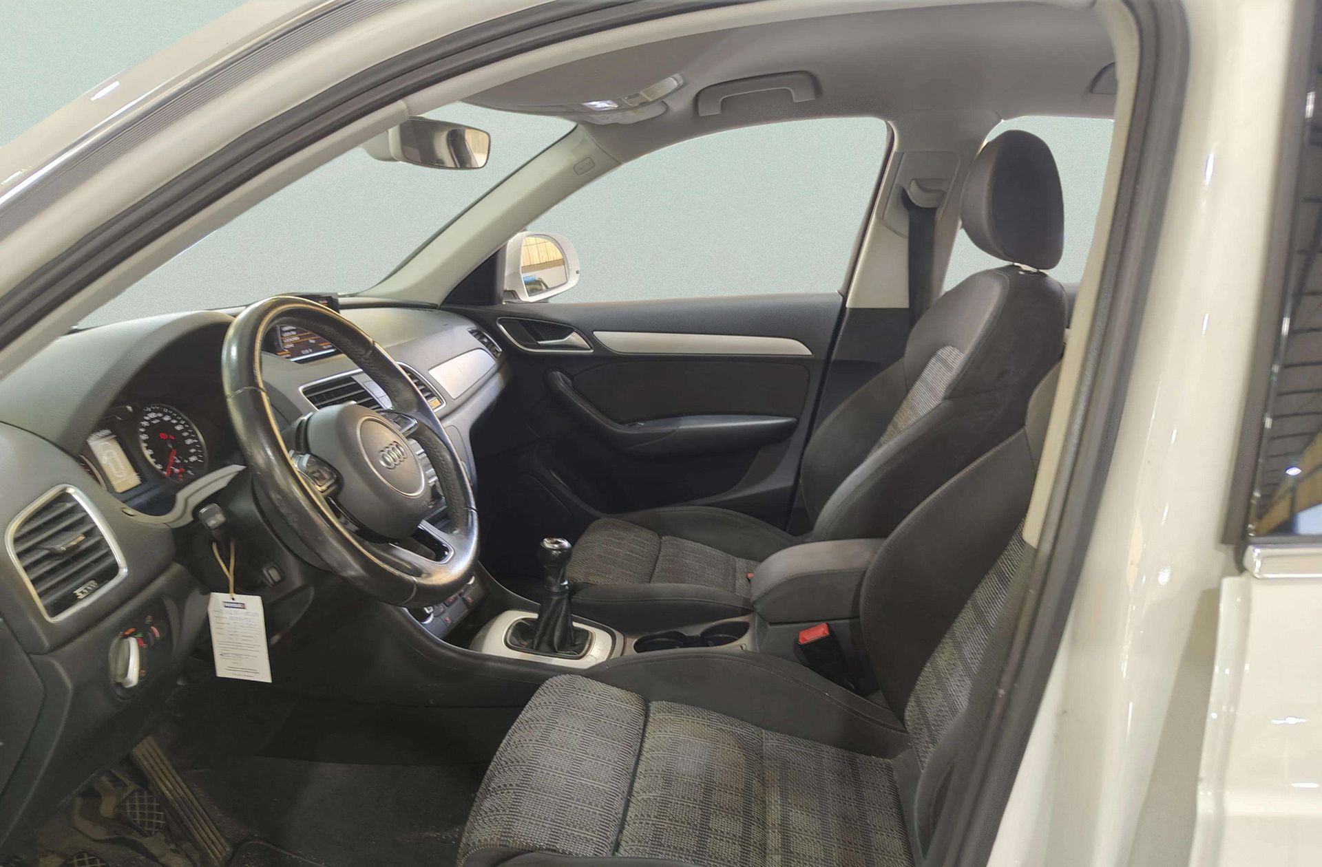 Audi Q3 sport edition 2.0 TDI - foto 10