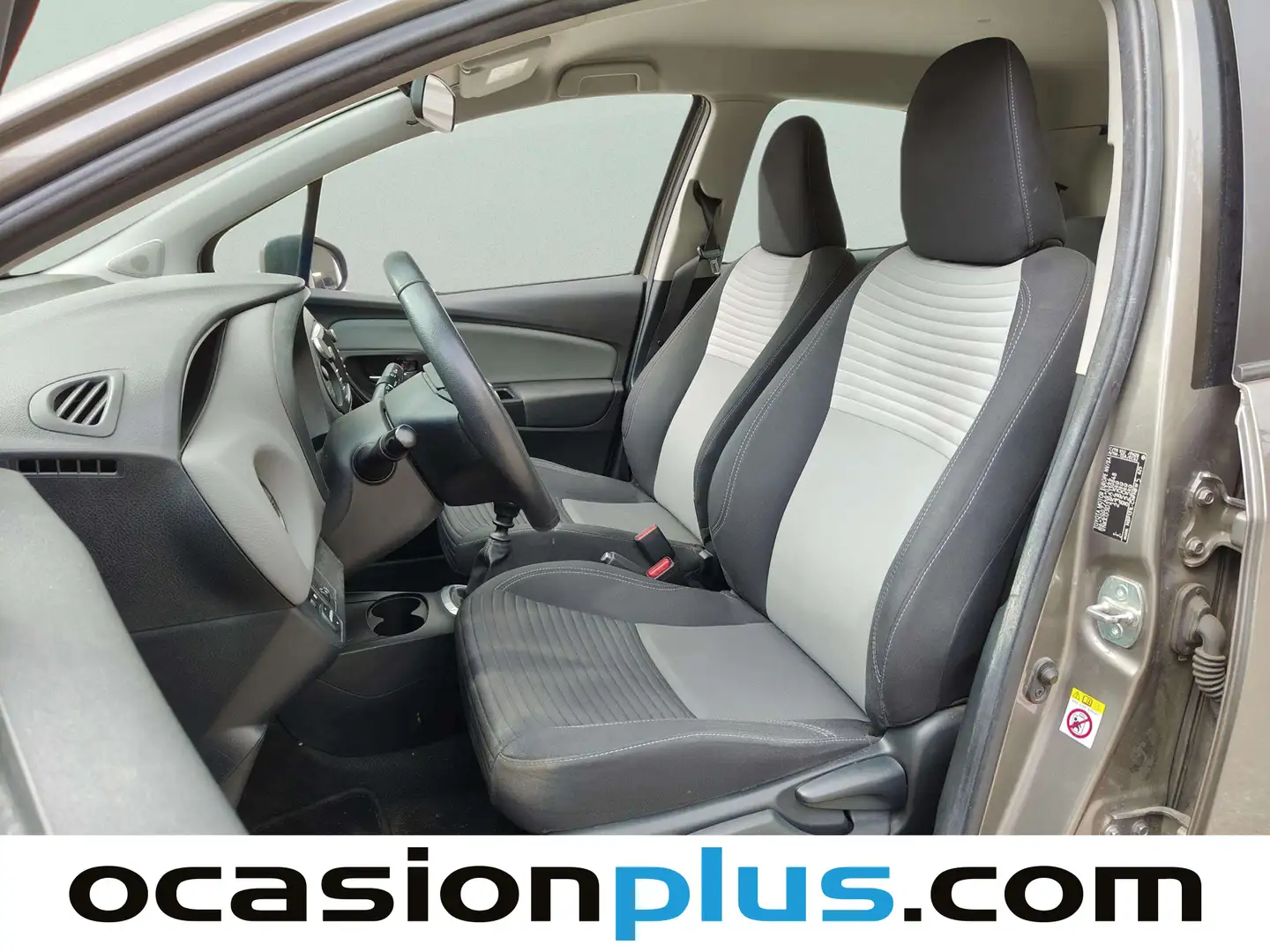 Foto Toyota Yaris Toyota Yaris 1.5 Active (111 CV)