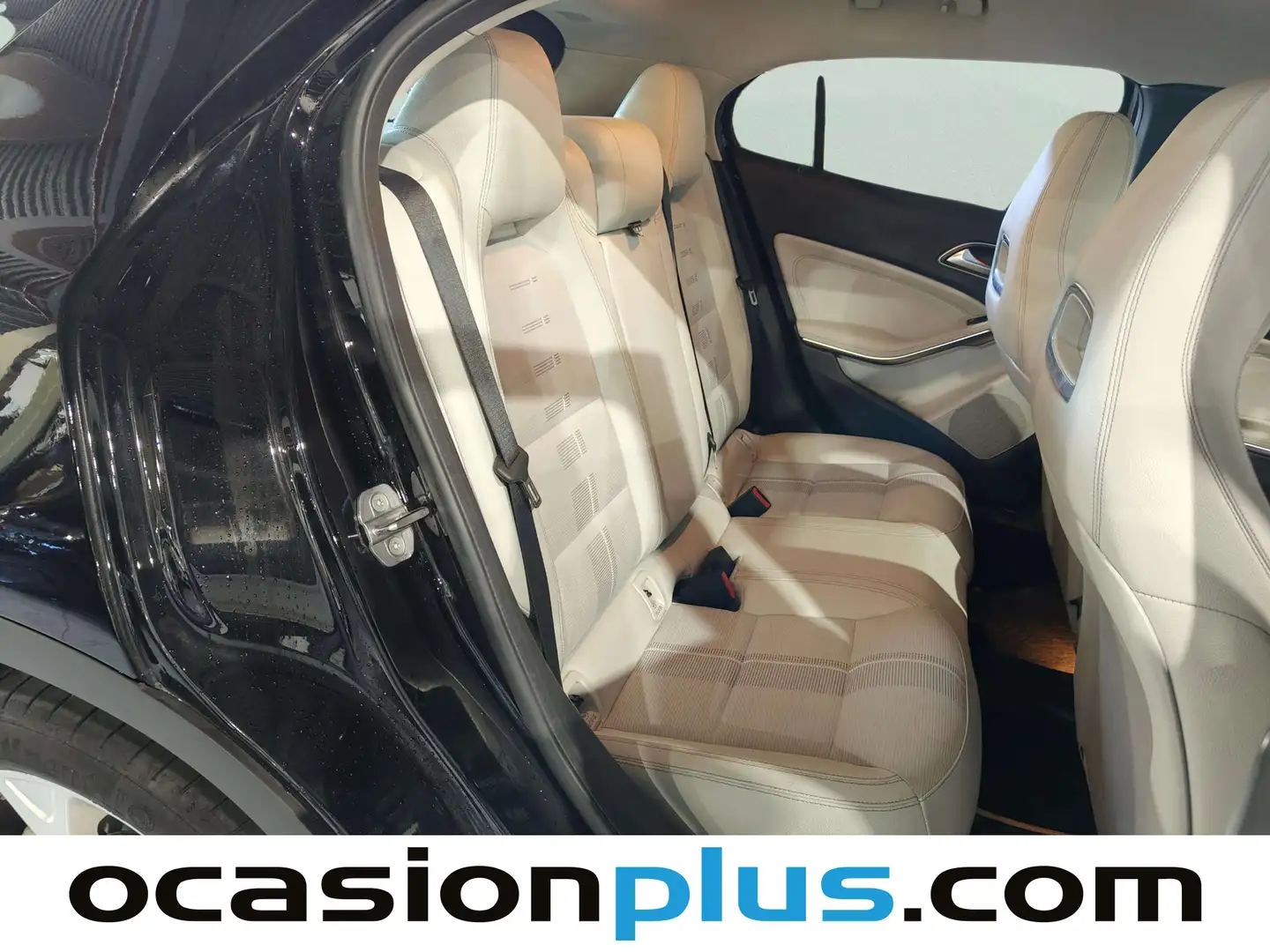 Foto Mercedes GLA Mercedes-Benz GLA 200 d (136 CV)