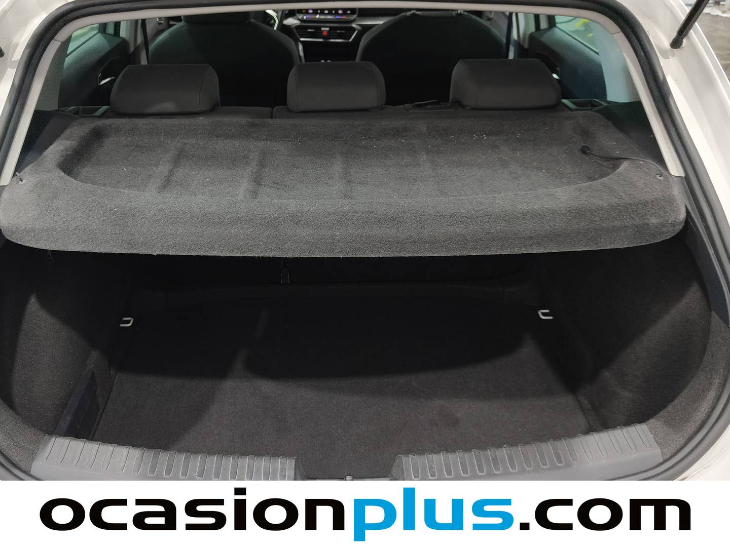 Fotos maletero Seat León Seat León 1.5 eTSI Style XL DSG (116 CV)