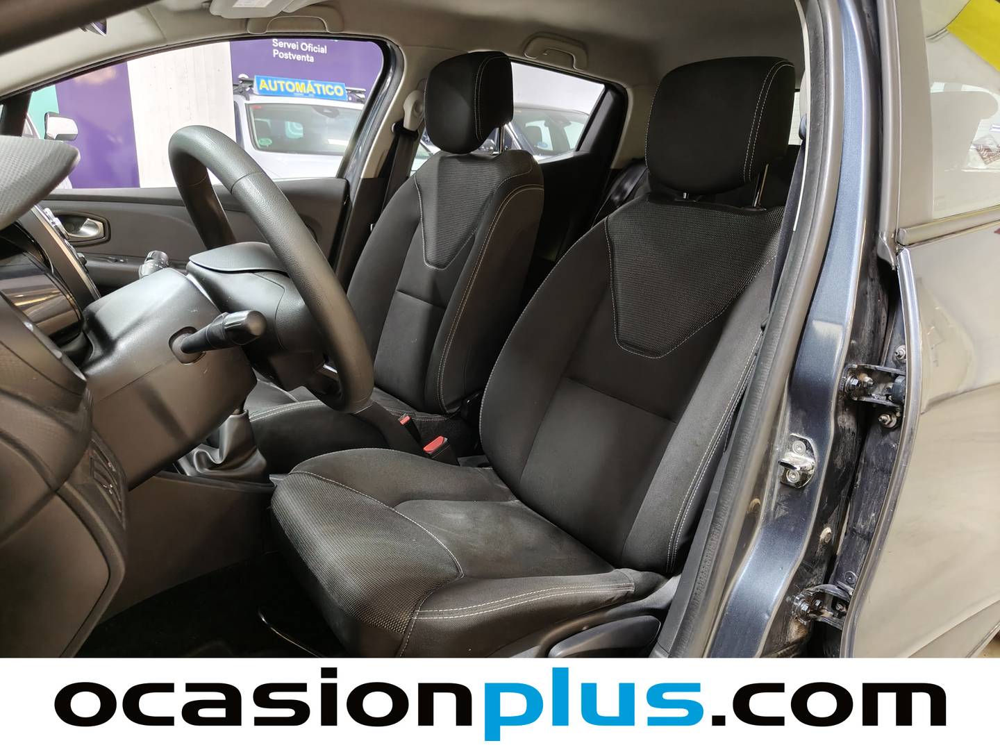 Foto asientos delanteros Renault Clio Renault Clio Business Energy dCi (75 CV)