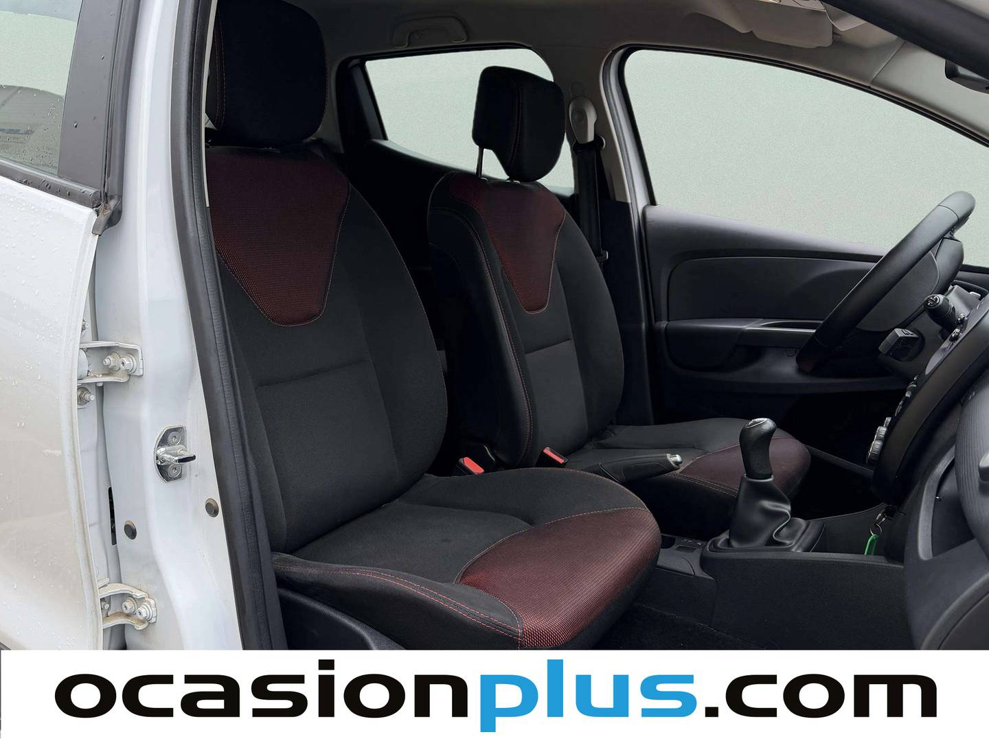 Foto Renault Clio Renault Clio 1.2 16v Authentique (75 CV)