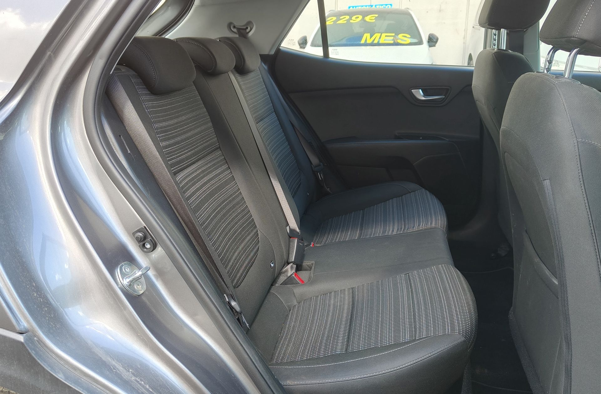 Kia Stonic 1.0 T-GDi MHEV Drive - foto 17