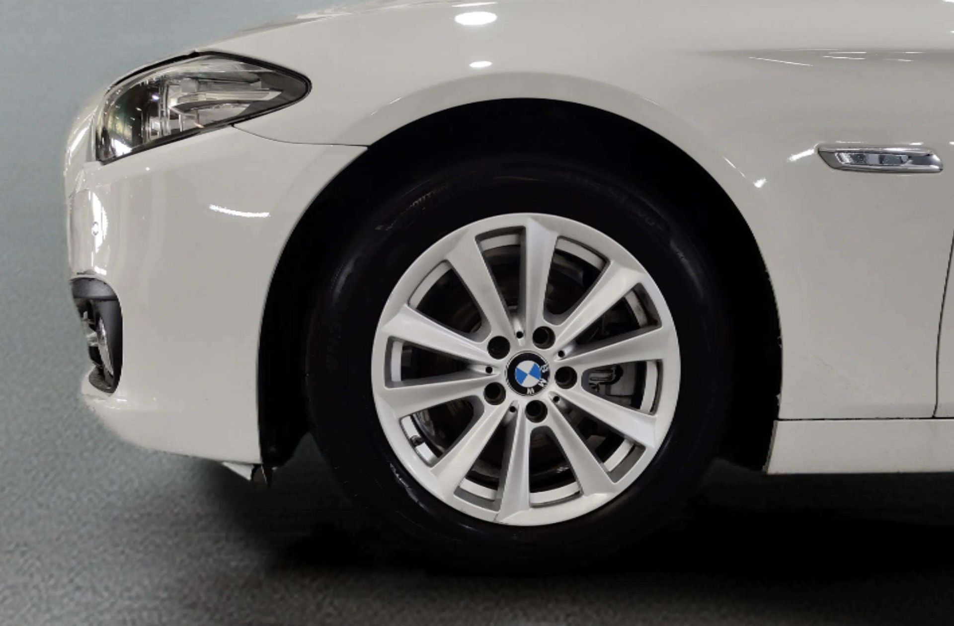 BMW Serie 5 520d - foto 34