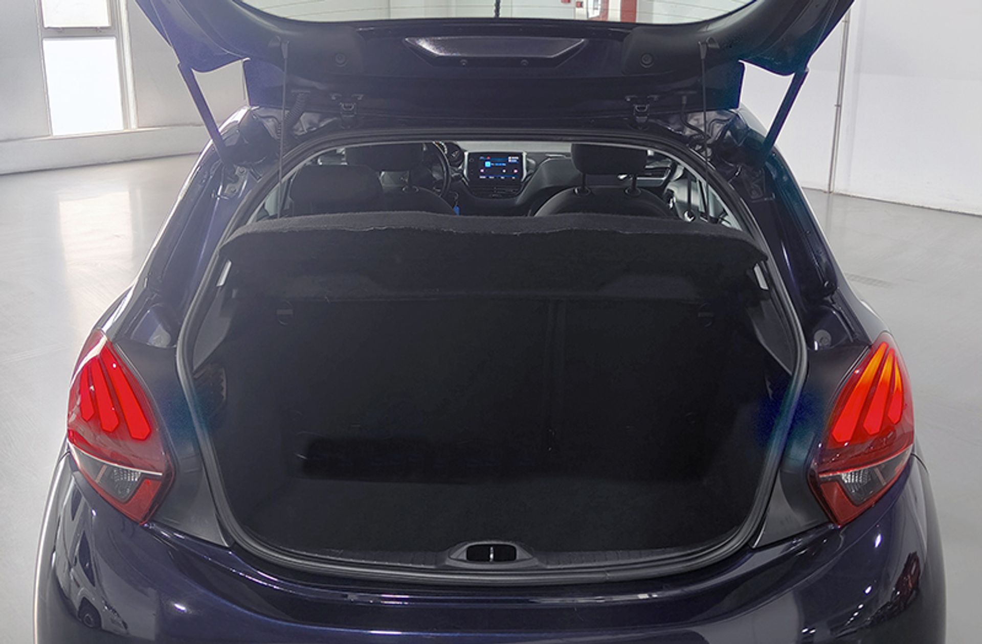 Peugeot 208 1.2L PureTech Allure - foto 13